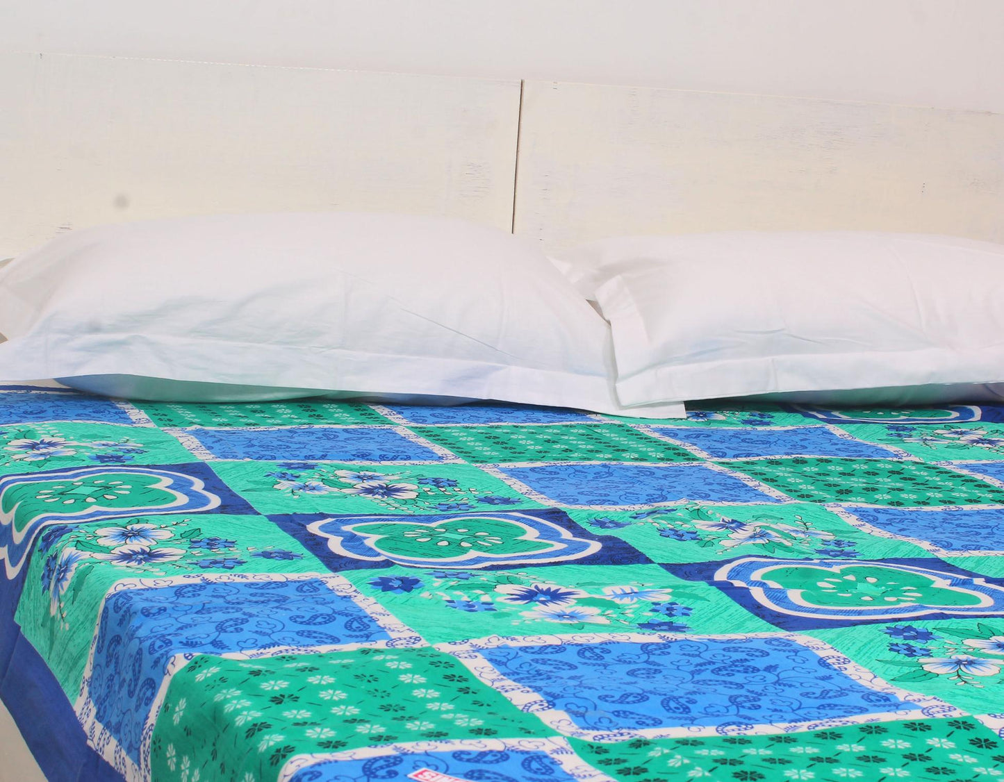 Green Checked Single Bedsheet 60 X 90 Inches