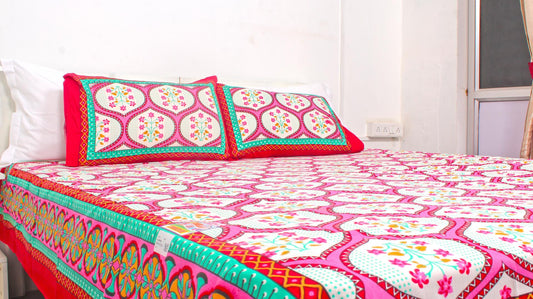 Red & Green Ethnic Cotton Printed Double Bedsheet 90 X 100 Inches with 2 Pillow Covers