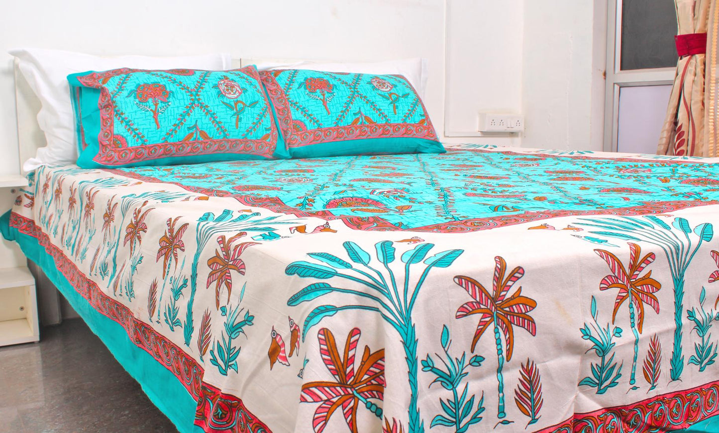 Blue Motif print Cotton Floral Double Bedsheet 90 X 100 Inches with 2 Pillow Covers