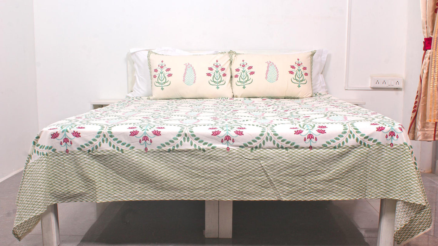 Green Leaf Hand Printed King Size Bedsheet 108 x 108 Inches with 2 Pillow Covers