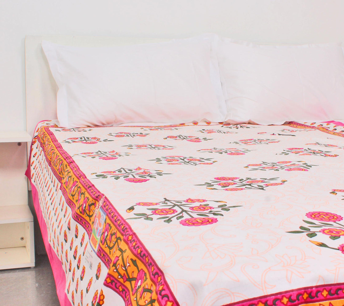 Sandal Floral Print Bordered Single Bedsheet 63 X 90 Inches