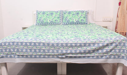 Green & Blue Floral Printed King Size Double Bedsheet 93 X 108 Inches with 2 Pillow Covers