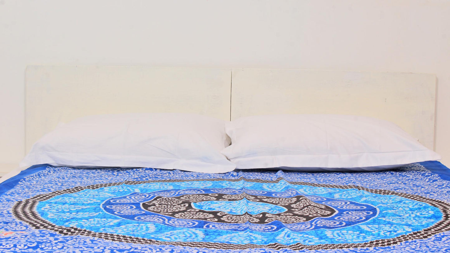 Blue Batik Circle Printed Single Bedsheet 60 x 90 Inches