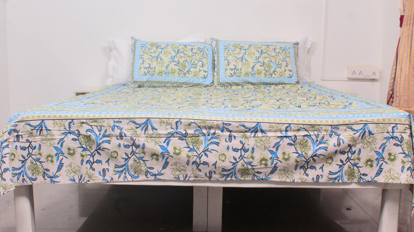 Blue Floral Borderd Printed King Size Double Bedsheet 93 x 108 Inches with 2 Pillow Covers