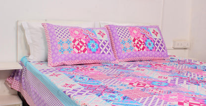 Pink Geometric Borderd Printed King Size Double Bedsheet 93 x 108 Inches with 2 Pillow Covers