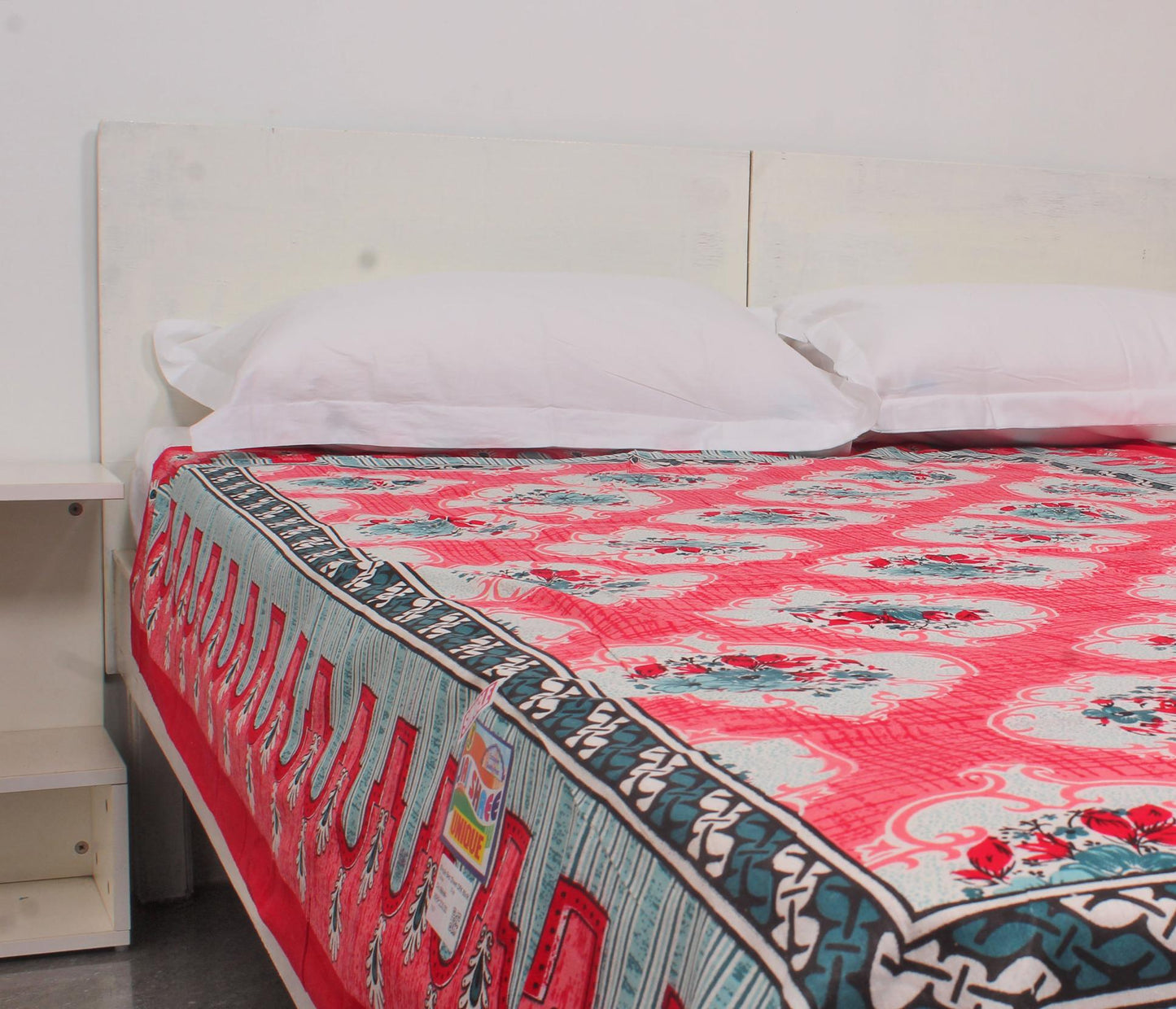 Red Motifs Border Single Bedsheet 60 X 90 Inches